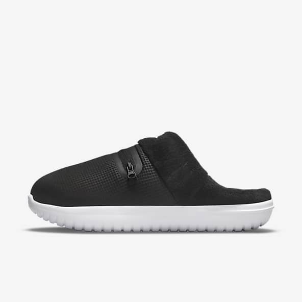 Slip On Shoes. Nike